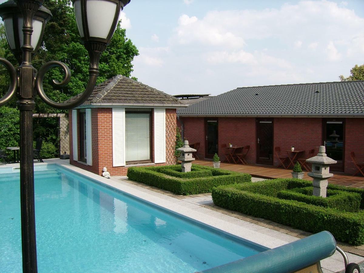 Het Schalks Genot Bed & Breakfast Poppel Exterior photo